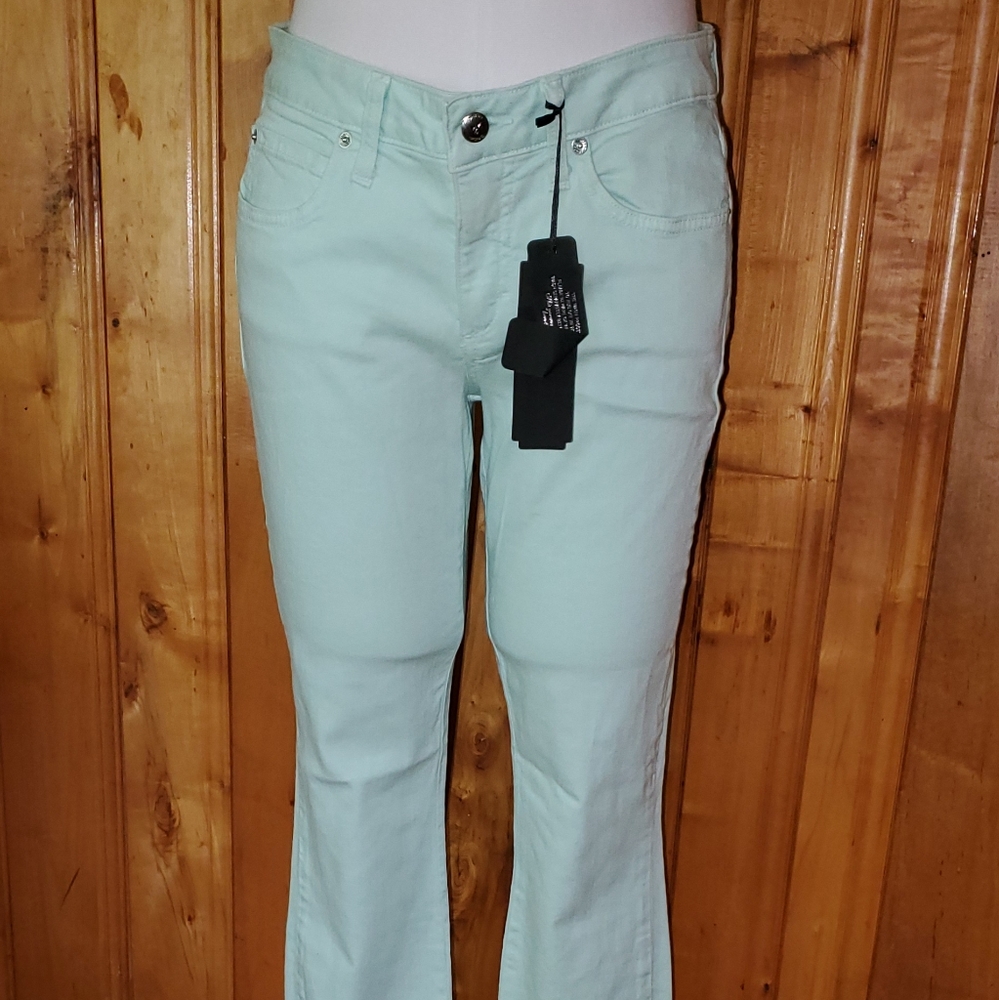 Light green skinny pants